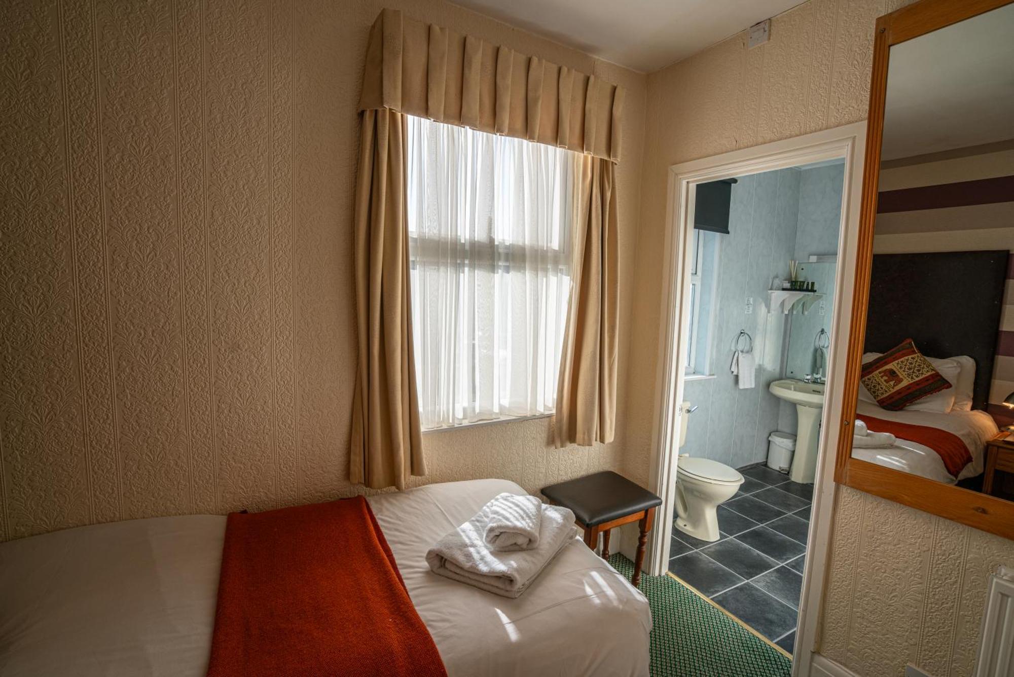 Can-Y-Bae Hotel Llandudno Exterior photo